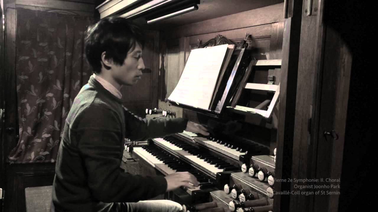 Organist Joonho Park Plays Bach